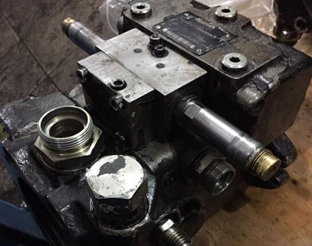 力士乐A15VS0210E2CHV柱塞泵的维修与保养